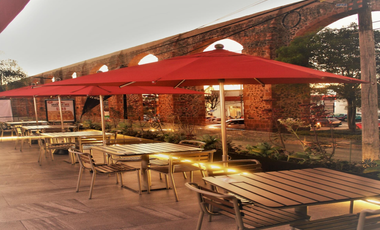 Local comercial enfrente de los Arcos