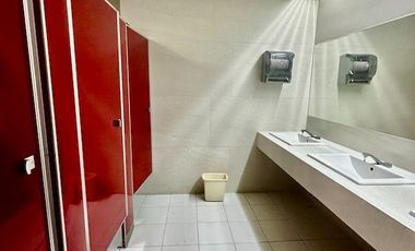 VENTA O RENTA  OFICINA DE LUJO SUPER UBICADA EN SANTA FE CUAJIMALPA