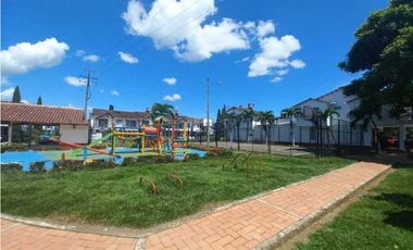 Arriendo casa amoblada en Cerro Campestre Alto, Villavicencio