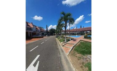 Arriendo casa amoblada en Cerro Campestre Alto, Villavicencio