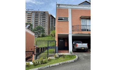 Casa Dúplex en Arriendo en Medellín  Poblado Alto