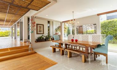 CASA CAMPESTRE AMOBLADA PARA LA RENTA EN COMBIA