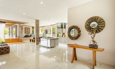 CASA CAMPESTRE AMOBLADA PARA LA RENTA EN COMBIA