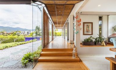 CASA CAMPESTRE AMOBLADA PARA LA RENTA EN COMBIA