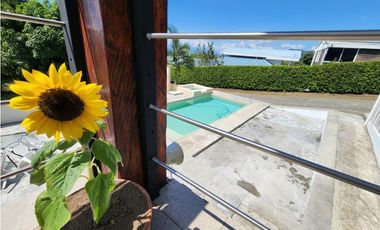 HERMOSA CASA CAMPESTRE EN COMBIA