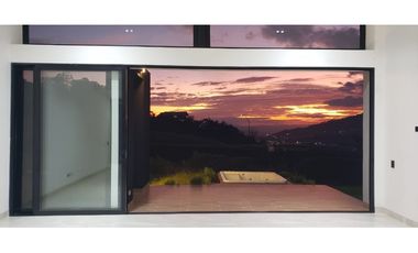 CASA CAMPESTRE EN MEDIO DE RESERVA NATURAL