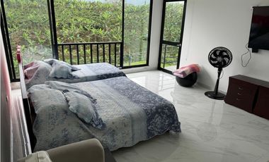 CASA DE LUJO EN EXCLUSIVO CONDOMINIO