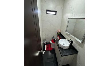 CASA DE LUJO EN EXCLUSIVO CONDOMINIO