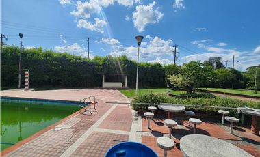 Casa-lote suburbano en Cerritos, Pereira