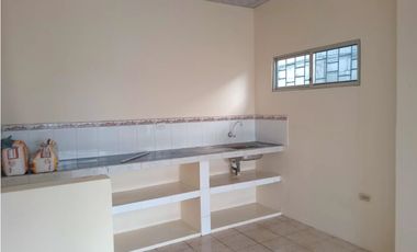 Santa Elena, Hermosa  Casa en Venta, 100m2