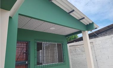 Santa Elena, Hermosa  Casa en Venta, 100m2