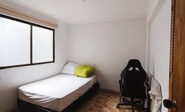 Apartamento en venta en precio de oportunidad en Medellín - Calasanz