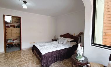 Apartamento en venta en precio de oportunidad en Medellín - Calasanz