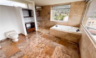 RENTO CASA MODERNA DE LUJO YERBABONITA BOSQUE NATIVO SOPO