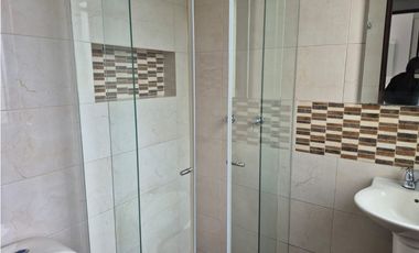 RENTO CASA MODERNA DE LUJO YERBABONITA BOSQUE NATIVO SOPO