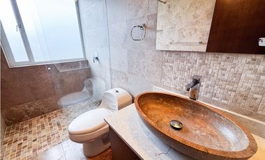 RENTO CASA MODERNA DE LUJO YERBABONITA BOSQUE NATIVO SOPO