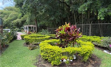 VENDO CASA EN LA VEGA