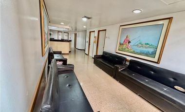 Oficina/consultorio en venta en El Poblado, Milla de Oro