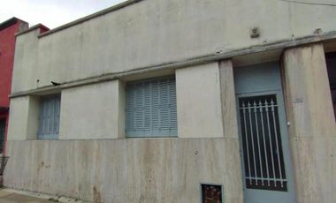 PH en venta - 4 Dormitorios 2 Baños - Avellaneda