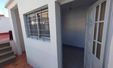 PH en venta - 4 Dormitorios 2 Baños - Avellaneda