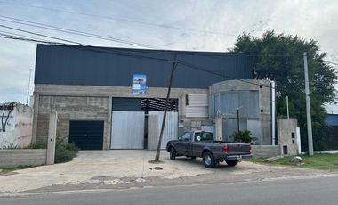 NAVE INDUSTRIAL EN VENTA! BATLLE ORDOÑEZ - RUTA 18