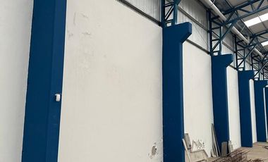 NAVE INDUSTRIAL EN VENTA! BATLLE ORDOÑEZ - RUTA 18