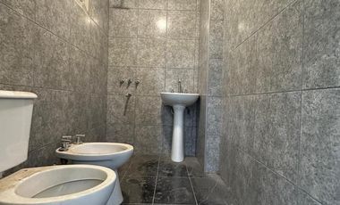 NAVE INDUSTRIAL EN VENTA! BATLLE ORDOÑEZ - RUTA 18