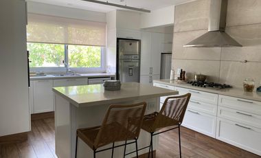 Casa en  Venta Barrio Pinar del Sol I