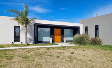 VENTA Casa en Estancia Villa María