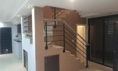 PH en venta - 4 Dormitorios 2 Baños - Hudson