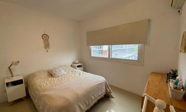 Departamento en venta sobre calle 3 de Febrero en Villa Morra