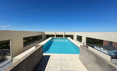 Departamento con cochera en alquiler en Beccar