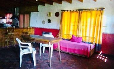 3 CASAS CON VISTA AL ARROYO Y A 200 METROS  DEL MAR