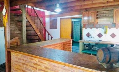 3 CASAS CON VISTA AL ARROYO Y A 200 METROS  DEL MAR