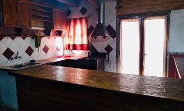 3 CASAS CON VISTA AL ARROYO Y A 200 METROS  DEL MAR