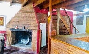 3 CASAS CON VISTA AL ARROYO Y A 200 METROS  DEL MAR