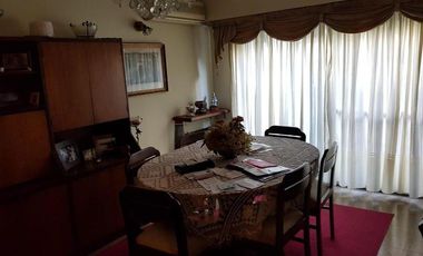 Amplio Chalet en Bernal