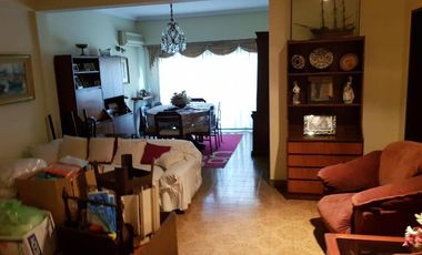 Amplio Chalet en Bernal