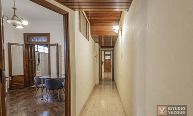 PH en venta - 3 Dormitorios 1 Baño - 99Mts2 - La Plata