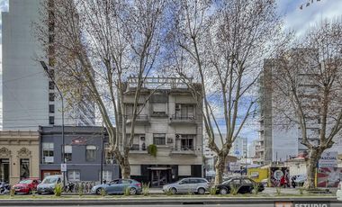 PH en venta - 3 Dormitorios 1 Baño - 99Mts2 - La Plata