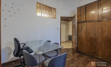 PH en venta - 3 Dormitorios 1 Baño - 99Mts2 - La Plata