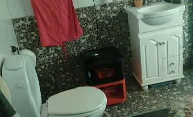 Casa en venta - 3 Dormitorios 1 Baño - Cochera - 1700Mts2 - Miramar