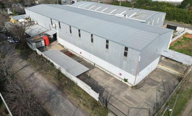 GALPON DEPOSITO CON OFICINAS EN ALQUILER EN BENAVIDEZ, TIGRE