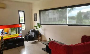 Casa en venta - 5 Dormitorios 4 Baños - Cochera - 890Mts2 - Escobar