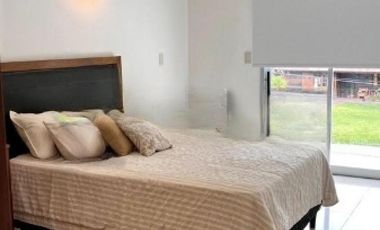 Casa en venta - 4 Dormitorios 3 Baños - Villa Gesell