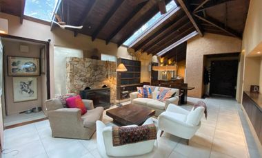 Casa en venta - 4 Dormitorios 3 Baños - Mar Azul