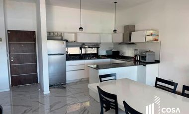 Venta Casa 3 dormitorios con jardín y piscina Ibarlucea Rosario Santa Fe