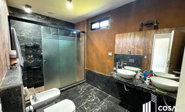 Venta Casa 3 dormitorios con jardín y piscina Ibarlucea Rosario Santa Fe