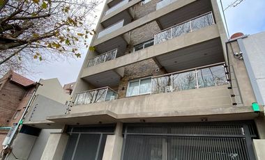 Departamento en venta - 2 Dormitorios 2 Baños - 101mts2 - Quimes