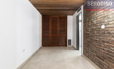 Casa 5 ambientes con patio